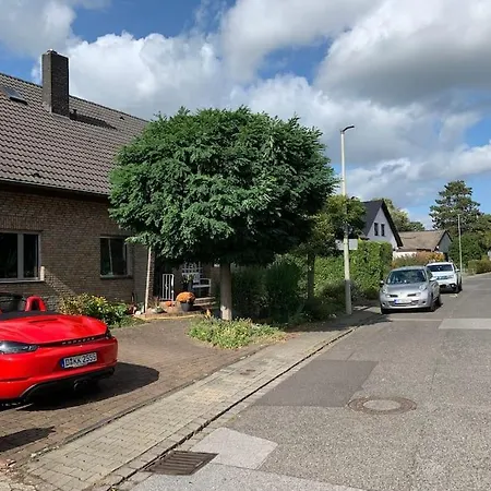 5 Pers Familie 100qm Mit Terrasse * Kaarst